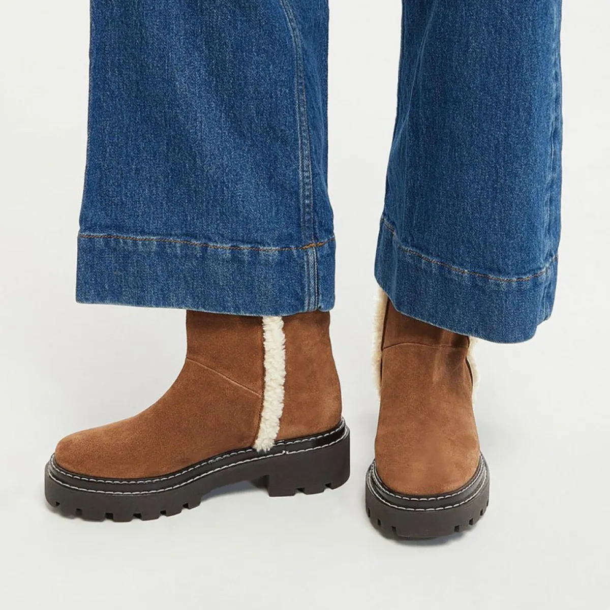 Galeries Lafayette Bottines|Boots en Velours de Cuir fourrée camel - Talon 5 cm