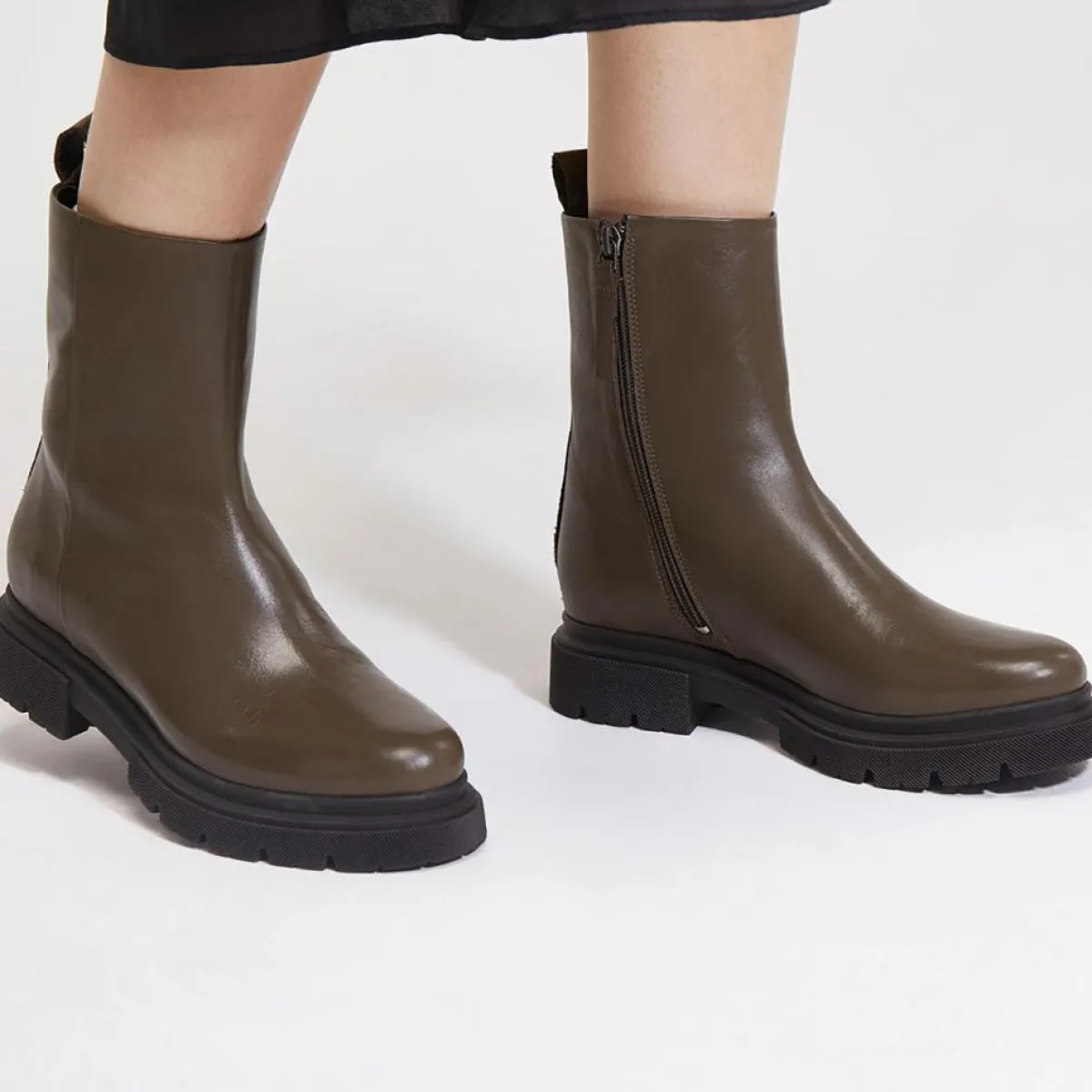 Galeries Lafayette Bottines|Boots Pendra en Cuir lisse vert kaki