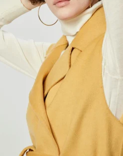 Lou Andrea Gilets Et Cardigans|Gilet 100% Laine Louanne sans manches ocre