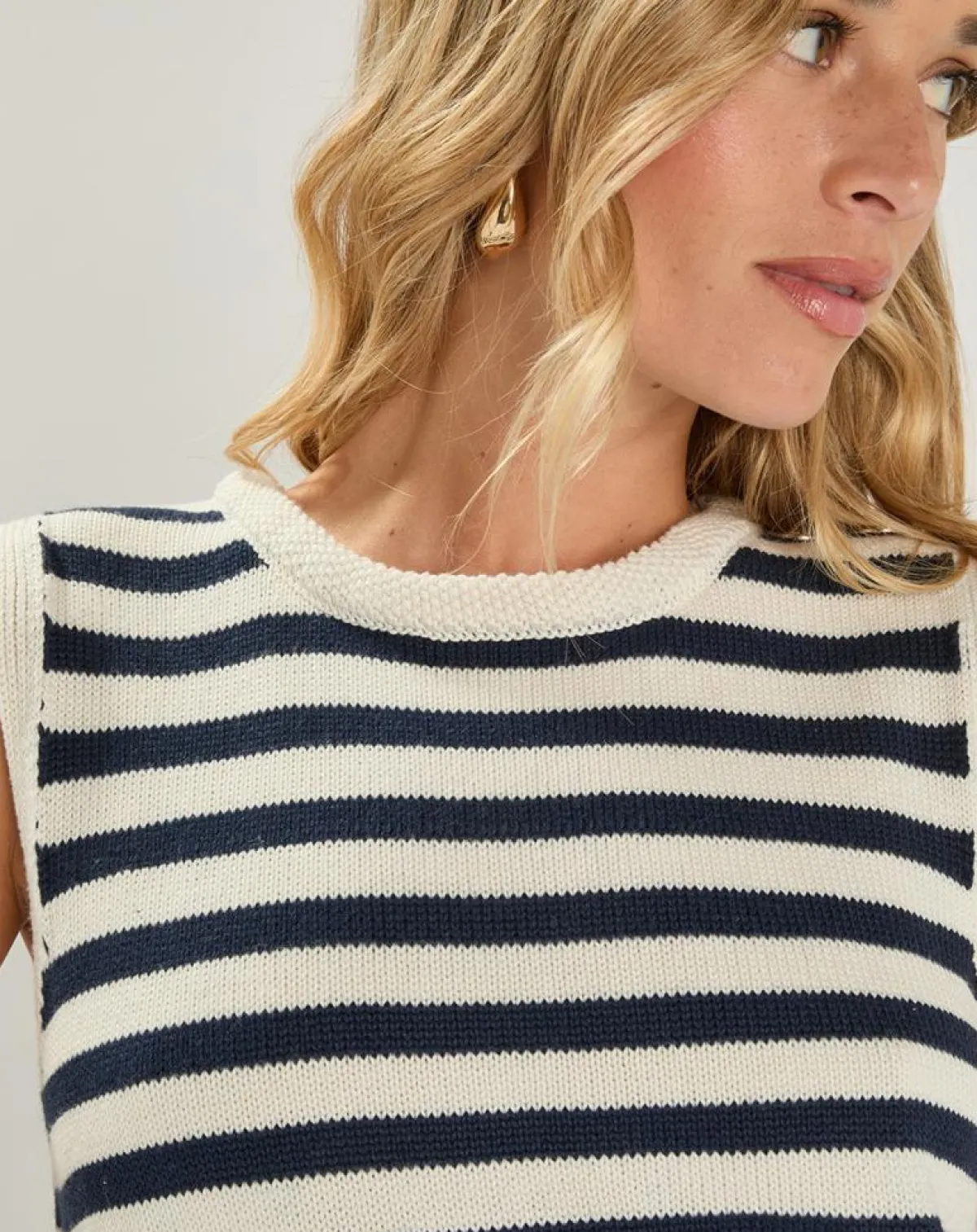 An'ge Pulls|Pull Vanamata marine